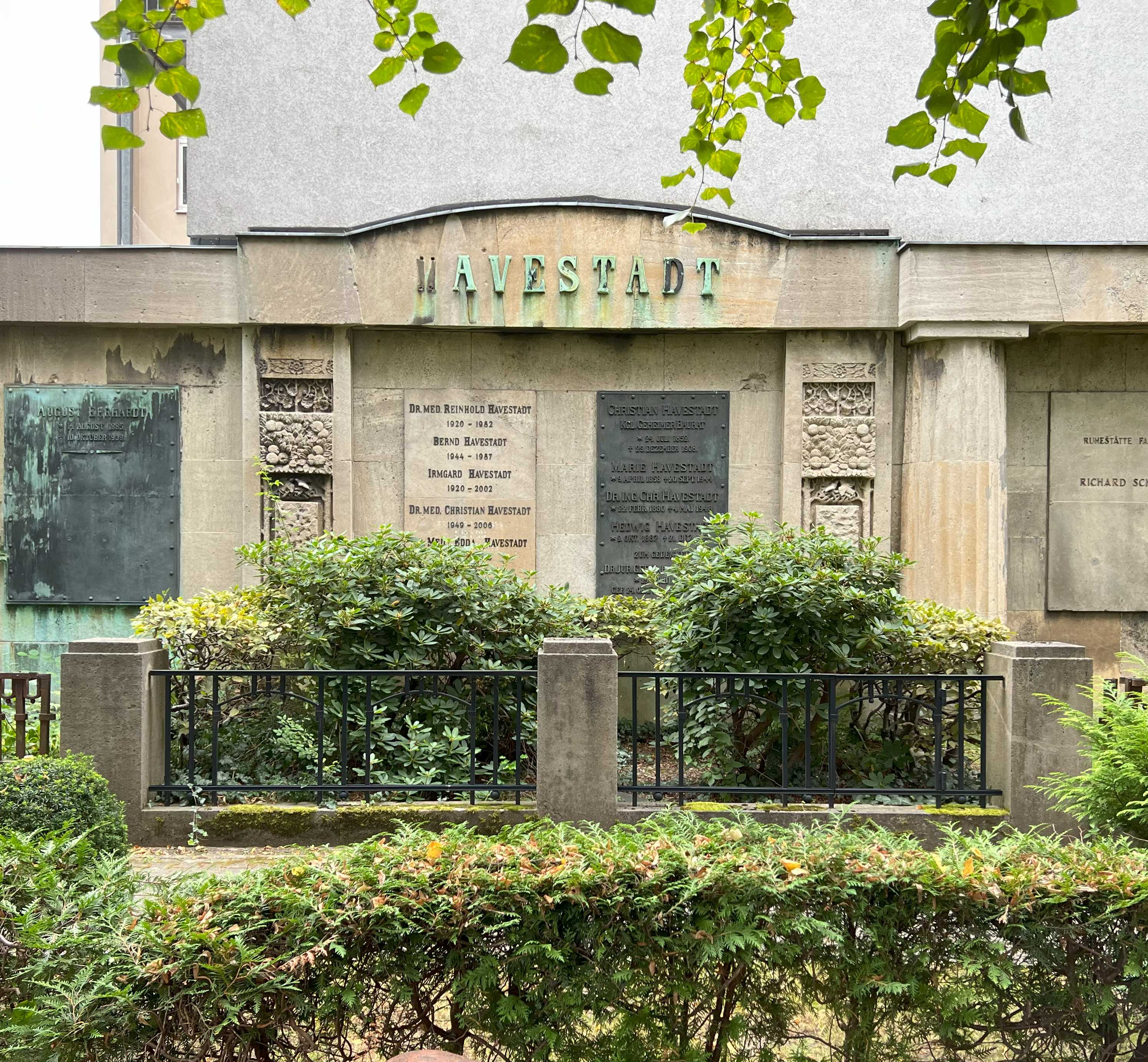 Grabstein Hedwig Havestadt, Friedhof Wilmersdorf, Berlin